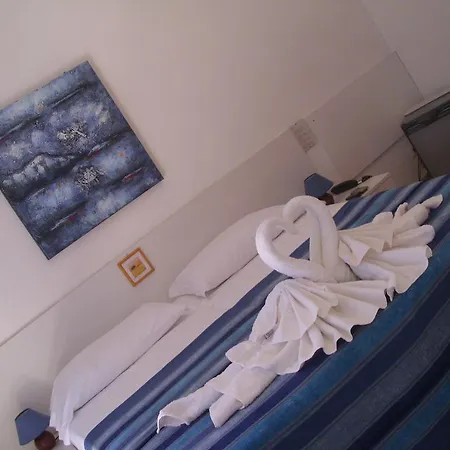 ホテル Caribe 3*